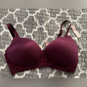 Victoria's Secret Women's Body Victoria Lightly Lined Wireless Nursing Bra 38DDD